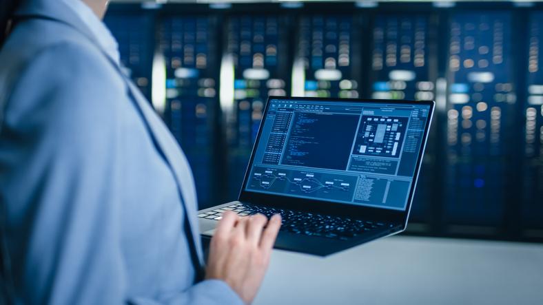 未経験エンジニアはやめとけ？ITエンジニアが未経験でぶつかる壁まとめ